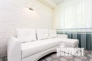 2-к квартира, посуточно, 42м2, 2/4 этаж