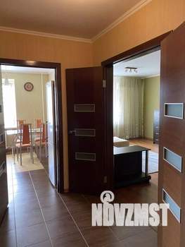 1-к квартира, посуточно, 69м2, 1/1 этаж