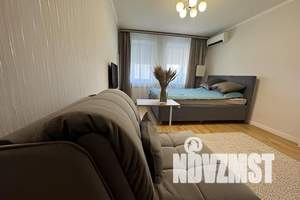 1-к квартира, посуточно, 34м2, 7/10 этаж