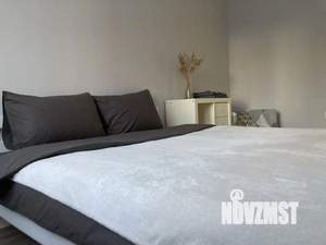 3-к квартира, посуточно, 56м2, 1/1 этаж