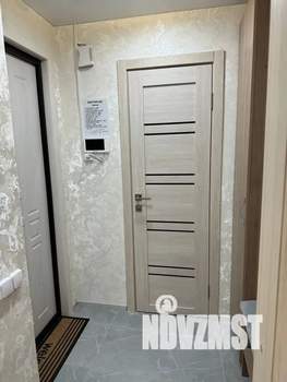 Студия квартира, посуточно, 38м2, 1/17 этаж