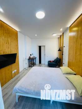 Студия квартира, посуточно, 33м2, 12/22 этаж