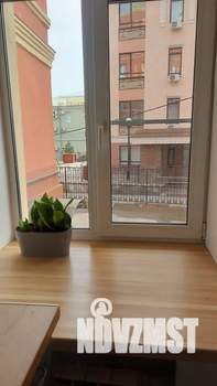 Студия квартира, посуточно, 32м2, 1/4 этаж