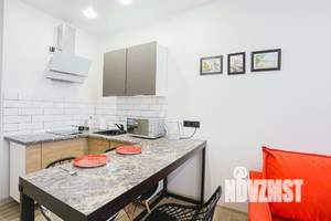 1-к квартира, посуточно, 38м2, 1/1 этаж
