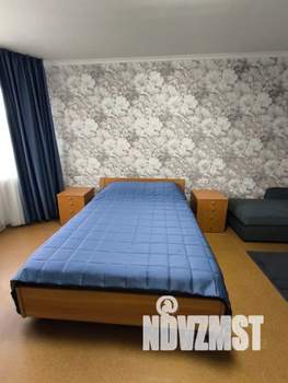 1-к квартира, посуточно, 43м2, 10/10 этаж