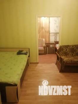 2-к квартира, посуточно, 38м2, 1/2 этаж