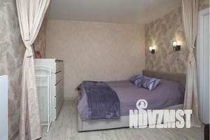 1-к квартира, посуточно, 42м2, 4/10 этаж