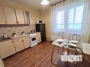 1-к квартира, посуточно, 42м2, 7/17 этаж