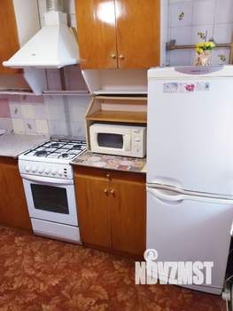 1-к квартира, посуточно, 35м2, 4/9 этаж