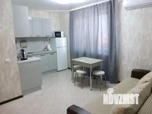 1-к квартира, посуточно, 40м2, 23/25 этаж