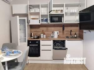 Студия квартира, посуточно, 32м2, 2/25 этаж