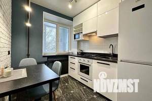 1-к квартира, посуточно, 50м2, 3/9 этаж