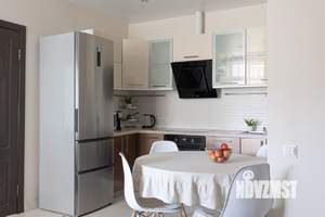 2-к квартира, посуточно, 66м2, 3/6 этаж