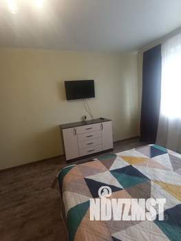 1-к квартира, посуточно, 42м2, 22/27 этаж