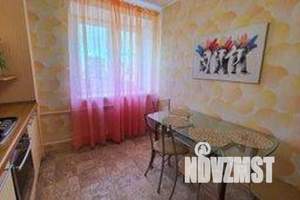 2-к квартира, посуточно, 65м2, 8/10 этаж