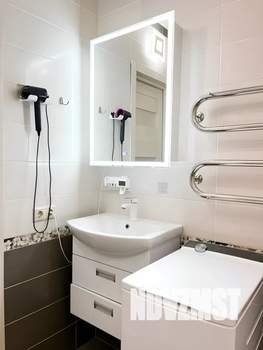 1-к квартира, посуточно, 38м2, 8/25 этаж