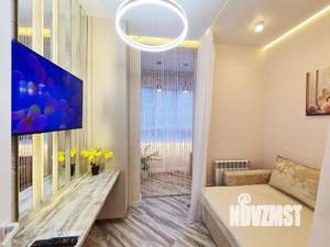 1-к квартира, посуточно, 37м2, 1/19 этаж