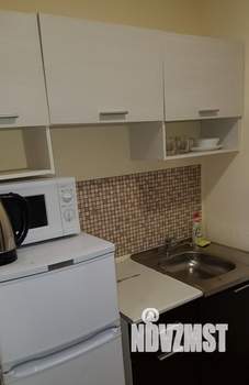 1-к квартира, посуточно, 16м2, 1/1 этаж