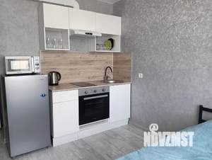 Студия квартира, посуточно, 17м2, 5/10 этаж