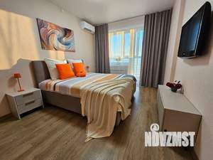 1-к квартира, посуточно, 43м2, 9/25 этаж