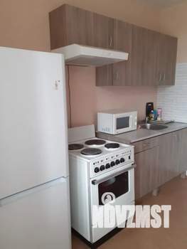 1-к квартира, посуточно, 32м2, 8/17 этаж