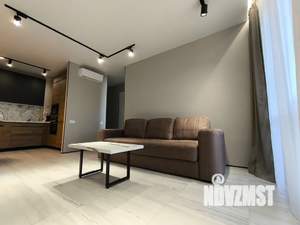 1-к квартира, посуточно, 42м2, 8/23 этаж