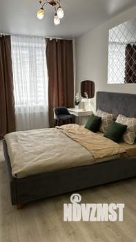 2-к квартира, посуточно, 52м2, 1/18 этаж