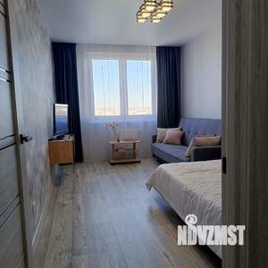 1-к квартира, посуточно, 35м2, 18/25 этаж