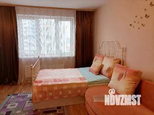 1-к квартира, посуточно, 41м2, 9/17 этаж