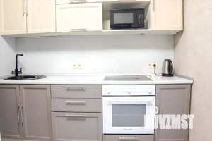 1-к квартира, посуточно, 38м2, 8/25 этаж