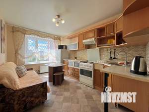 1-к квартира, посуточно, 44м2, 9/26 этаж