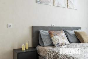 1-к квартира, посуточно, 38м2, 4/10 этаж