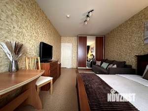 2-к квартира, посуточно, 80м2, 1/1 этаж