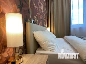 1-к квартира, посуточно, 40м2, 6/10 этаж