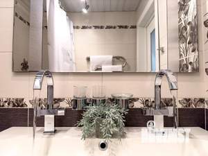 2-к квартира, посуточно, 55м2, 1/6 этаж