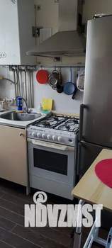 2-к квартира, посуточно, 38м2, 1/2 этаж