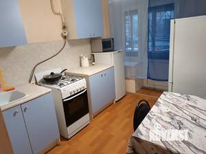 1-к квартира, посуточно, 42м2, 1/10 этаж