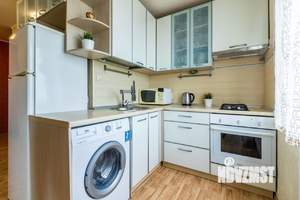 2-к квартира, посуточно, 50м2, 1/1 этаж