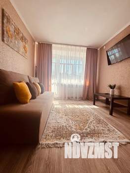 1-к квартира, посуточно, 34м2, 3/6 этаж