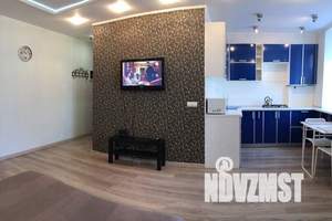 1-к квартира, посуточно, 38м2, 4/5 этаж