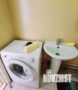 Студия квартира, посуточно, 17м2, 1/10 этаж