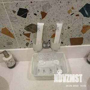 2-к квартира, посуточно, 80м2, -1/2 этаж