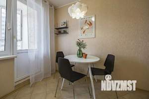 1-к квартира, посуточно, 43м2, 1/1 этаж