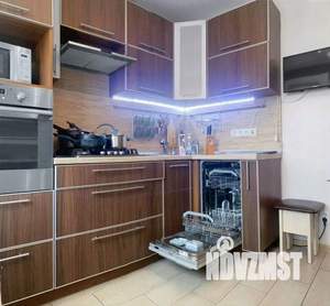 2-к квартира, посуточно, 60м2, 1/1 этаж