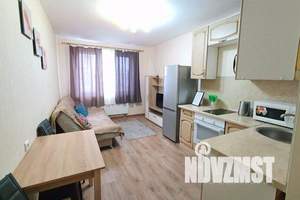 1-к квартира, посуточно, 45м2, 1/25 этаж