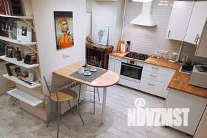 1-к квартира, посуточно, 40м2, 8/10 этаж