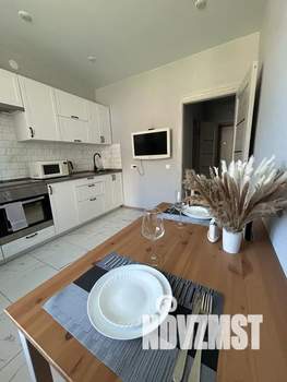 1-к квартира, посуточно, 40м2, 4/9 этаж