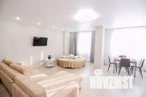 1-к квартира, посуточно, 43м2, 9/18 этаж