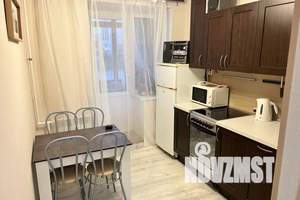 1-к квартира, посуточно, 36м2, 3/12 этаж