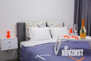 1-к квартира, посуточно, 42м2, 6/18 этаж